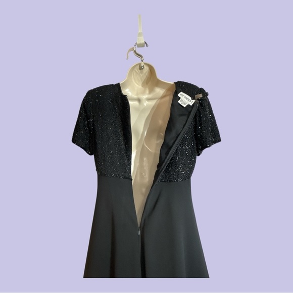 Sparkly Beaded Cocktail Dress High Waist Layered Ruffled Hem Black Medium - Picture 6 of 8